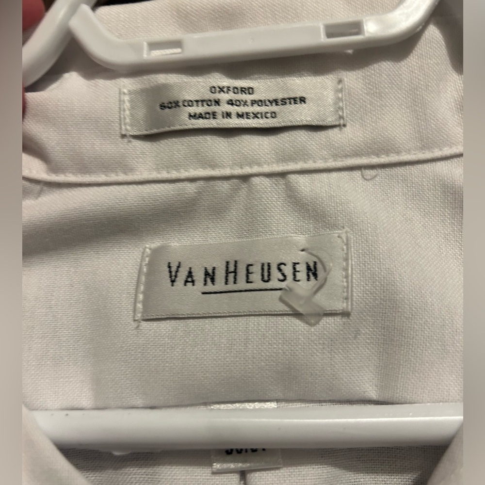 Van Heusen White Button Down Shirt - Picture 2 of 3